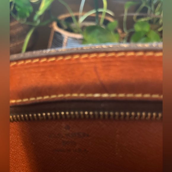 Vintage Louis Vuitton Monogram Canvas Cross Body Bag - Picture 7 of 15